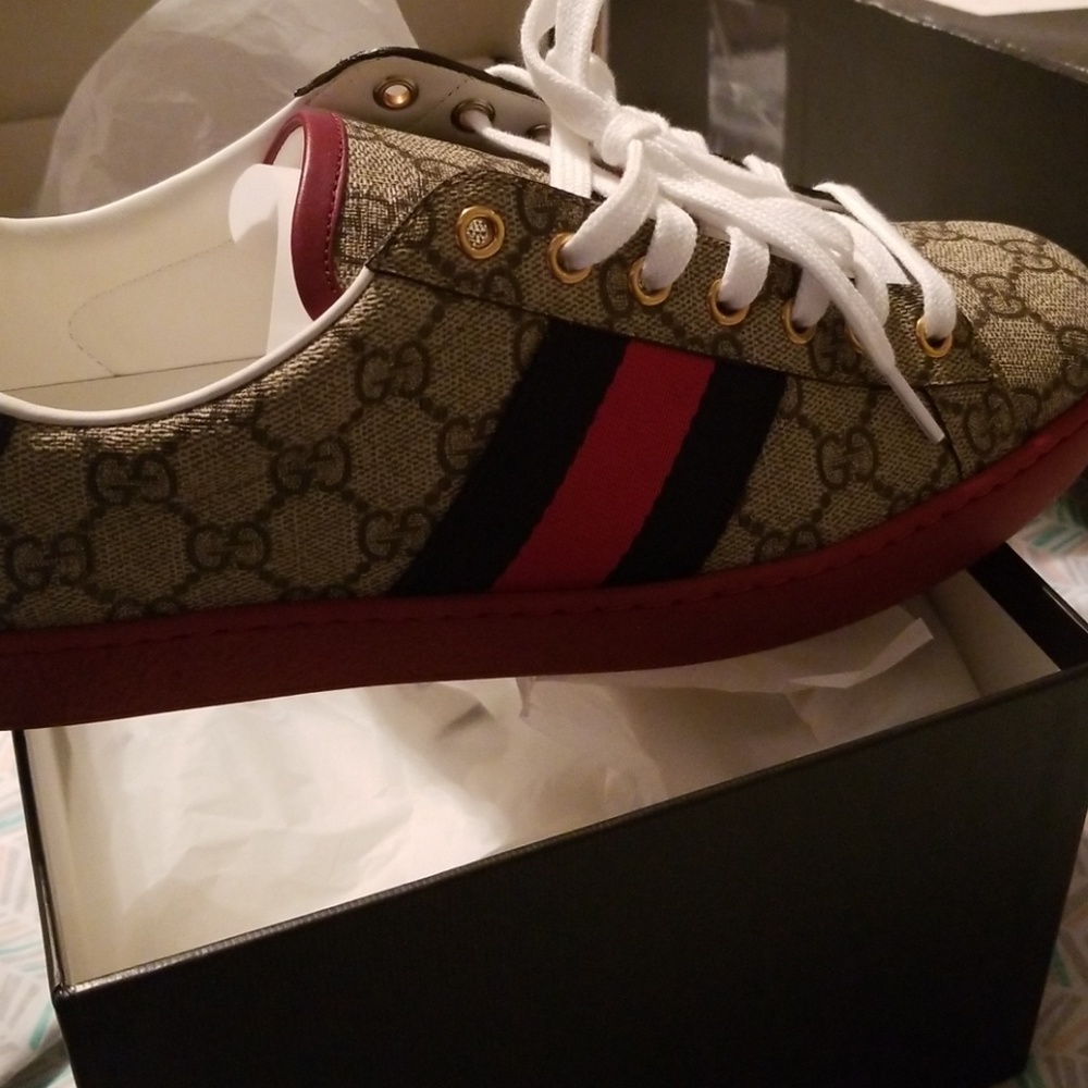 Gucci tennis